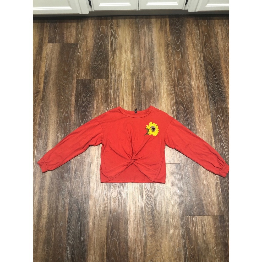 💜Cute coral cropped t-shirt with embroidered 🌺